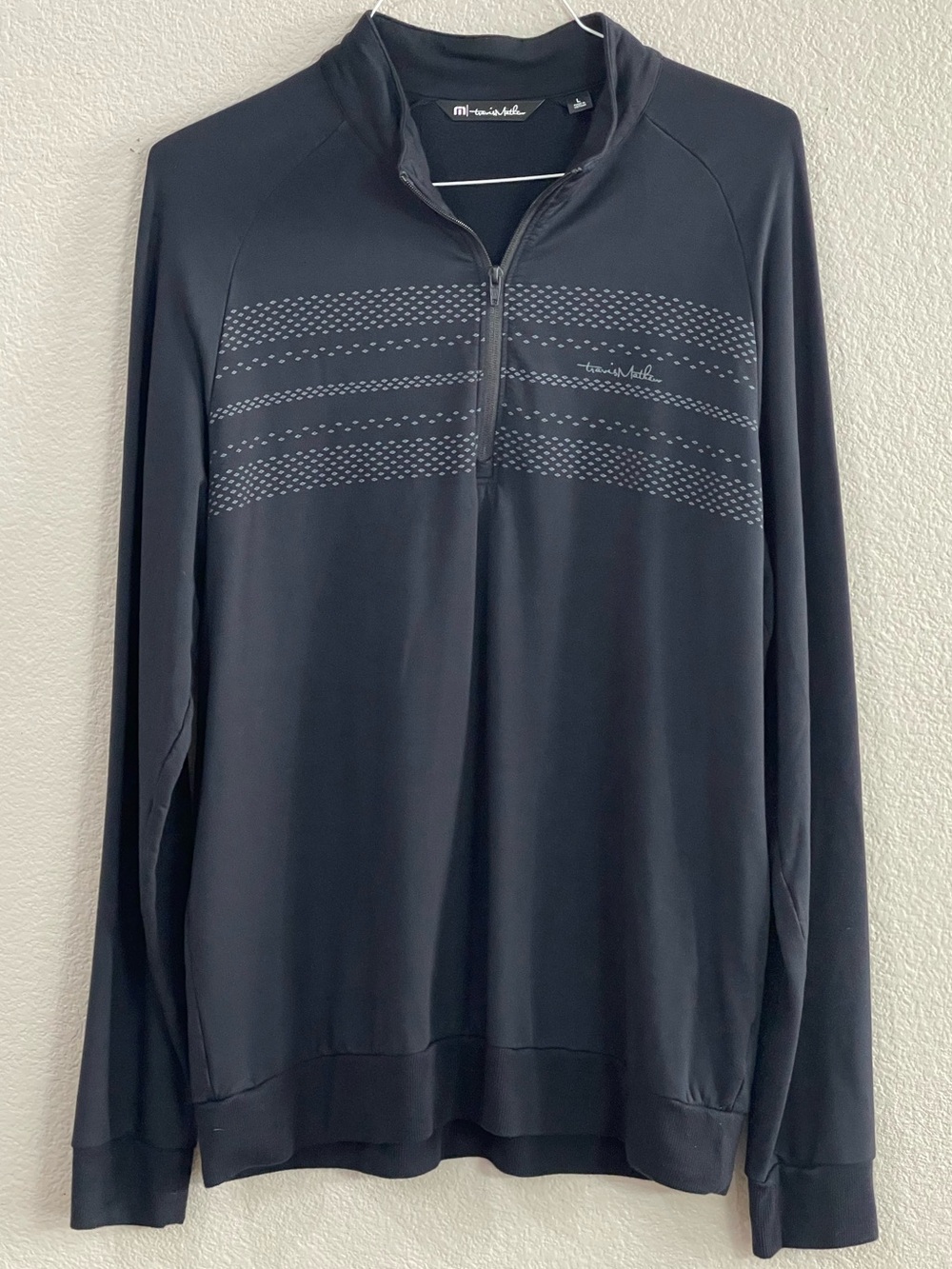 Travis Mathew Men's Black Quarter-Zip Golf Sweater with Subtle logo. Size Large